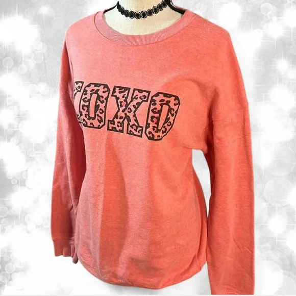 Cute XOXO Women's Pink Sweatshirt - Picture 2 of 6
